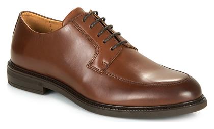 Carlington Ανδρικά Oxfords Καφέ