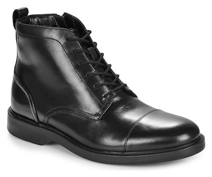 Μποτάκια Casual Μαύρα 26179732 Clarks
